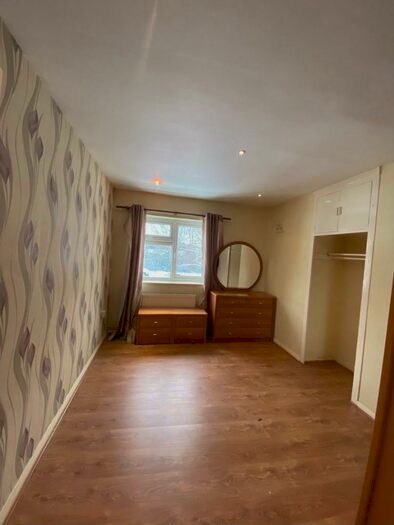 1 Bedroom Flat To Rent In Peregrine Road, Chigwell, Essex, IG6