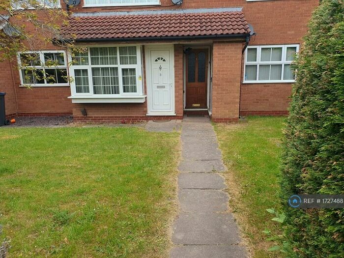 2 Bedroom Maisonette To Rent In Apsley Croft, Birmingham, B38