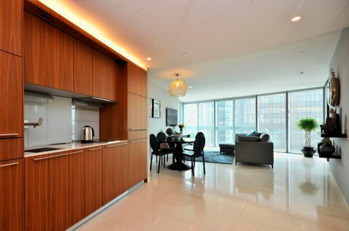1 Bedroom Flat To Rent In St George Wharf, London, SW8