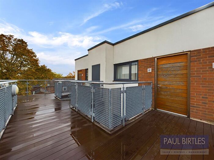 1 Bedroom Flat To Rent In Flixton Road, Urmston, Manchester, M41