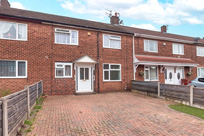 4 Bedroom Terraced House For Sale In Verona Drive, Manchester, M40