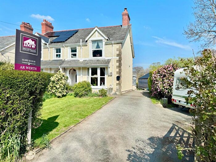 3 Bedroom Semi-Detached House For Sale In Llanbedr Y Cennin, LL32