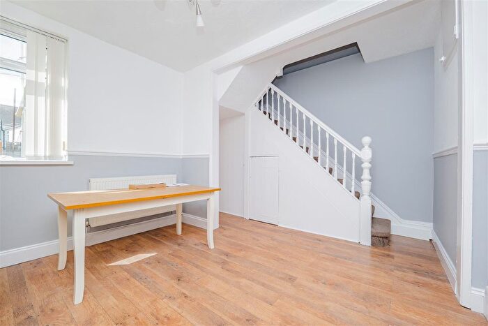 3 Bedroom Terraced House For Sale In Wilfred Street, Barry, CF63