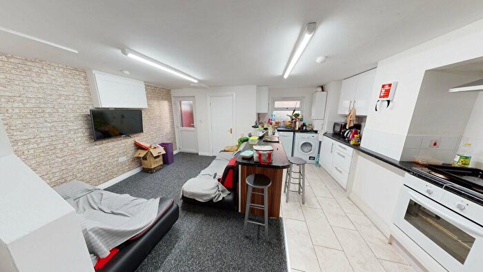 3 Bedroom House To Rent In Lumley Street, Leeds, LS4