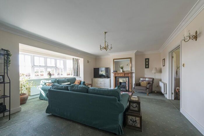 3 Bedroom Bungalow For Sale In The Beeches, Southway Drive, BA21