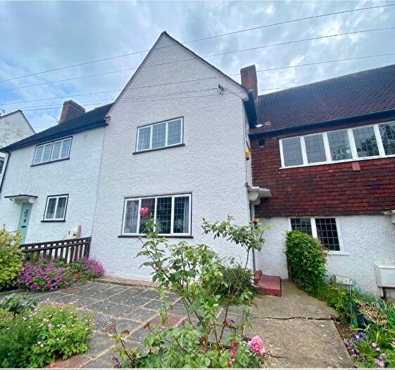 2 Bedroom Terraced House For Sale In Maudslay Road, London, SE9