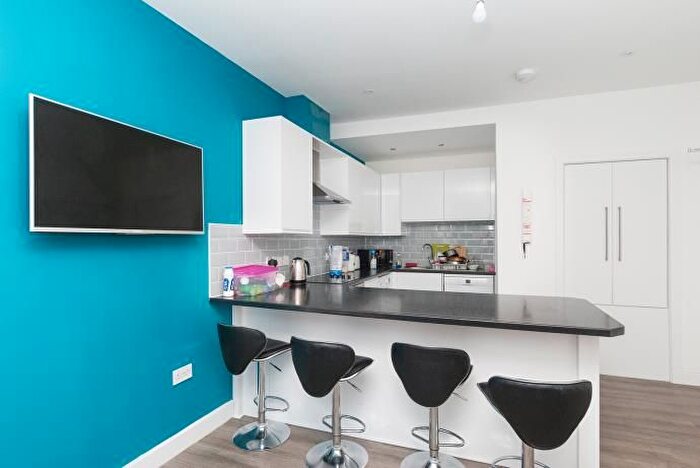 4 Bedroom Flat To Rent In Home Street, Edinburgh, EH3