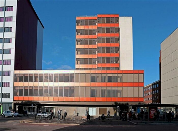 2 Bedroom Flat To Rent In Christchurch Road, Bournemouth, Dorset, BH1