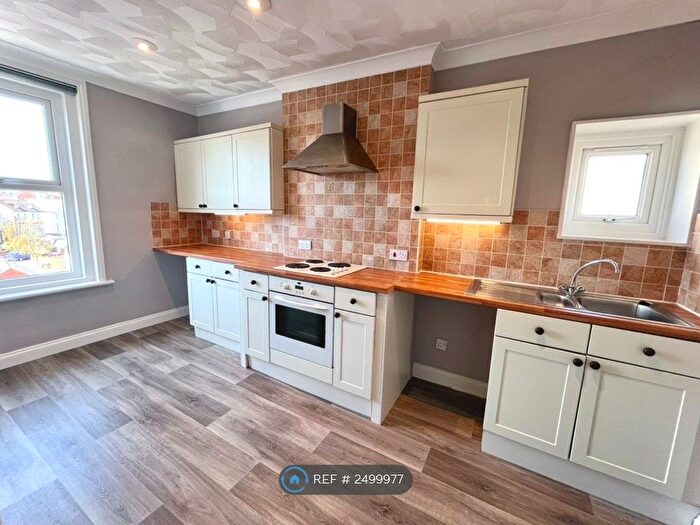 2 Bedroom Flat To Rent In Lennox Road South, Southsea, PO5