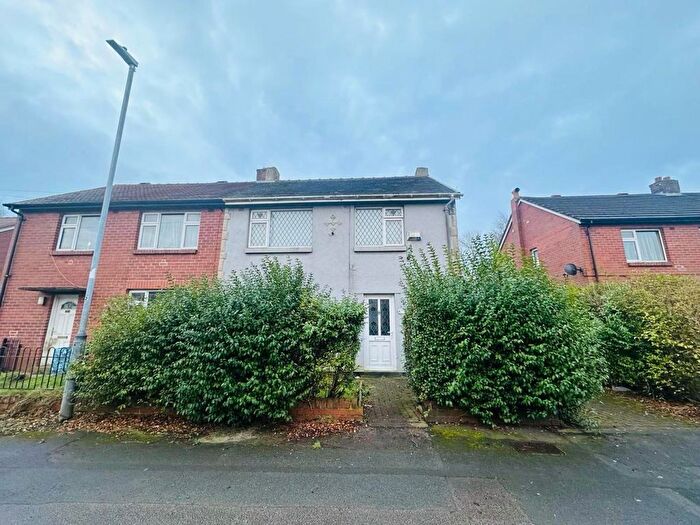3 Bedroom Semi-Detached House To Rent In Third Avenue, Liversedge, WF15