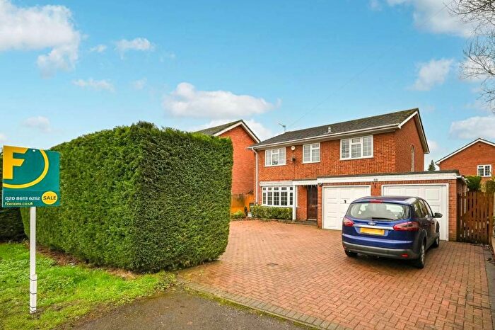4 Bedroom Detached House To Rent In Norden Road, Maidenhead, Berkshire, SL6
