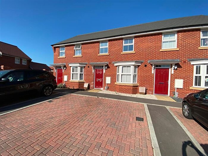 3 Bedroom Property To Rent In Burgundy Drive, Hemel Hempstead, HP2