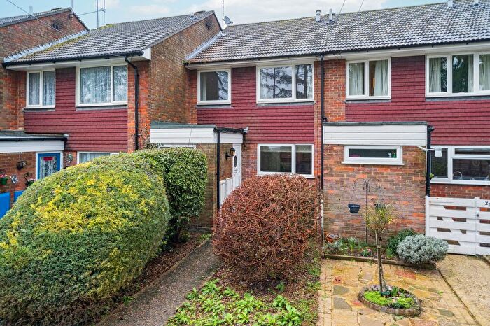 3 Bedroom Property For Sale In Long Hide, Princes Risborough, HP27