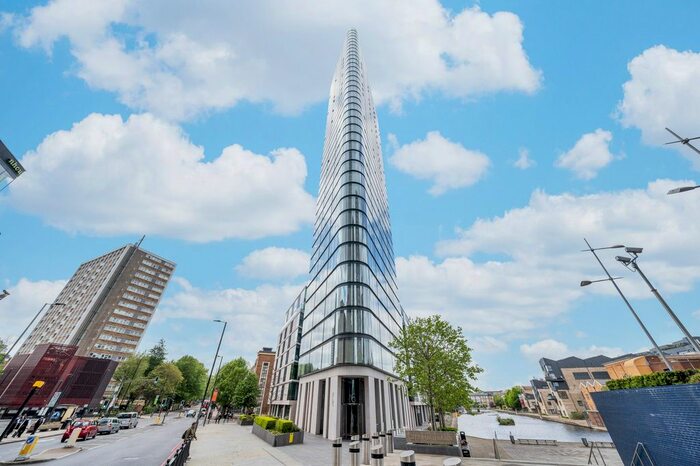 1 Bedroom Flat To Rent In Chronicle Tower, B City Road, London, EC1V
