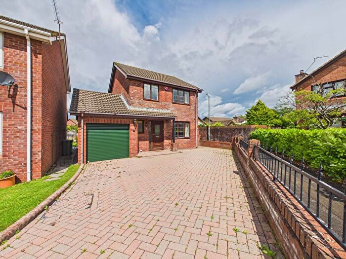 3 Bedroom Detached House For Sale In Travers Walk, Stoke Gifford, Bristol, South Gloucestershire, BS34