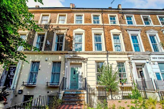 4 Bedroom Flat To Rent In Lewisham Way, London, SE14