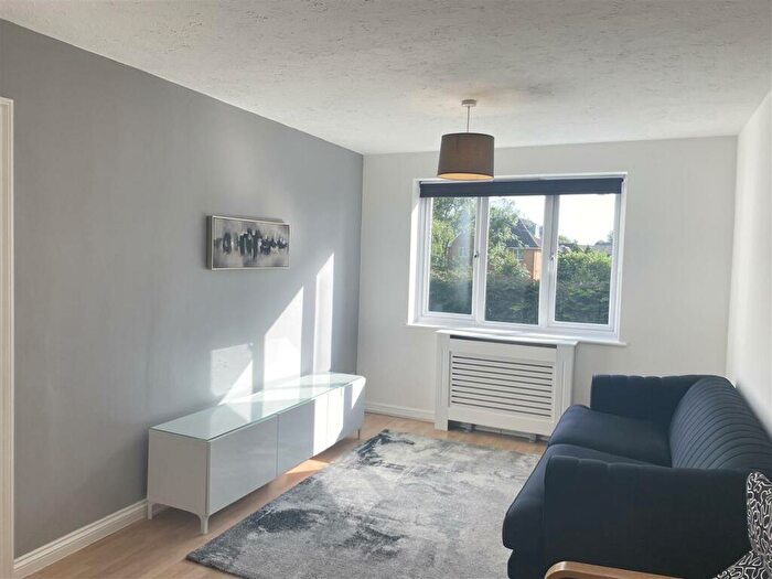 1 Bedroom Apartment To Rent In Upton Park, Slough, SL1