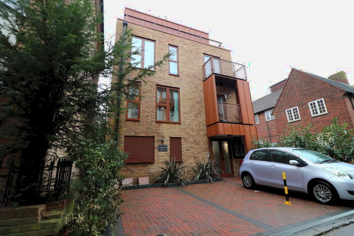 1 Bedroom Flat To Rent In St. Marks House, Cottage Place, City Centre, Chelmsford, CM1