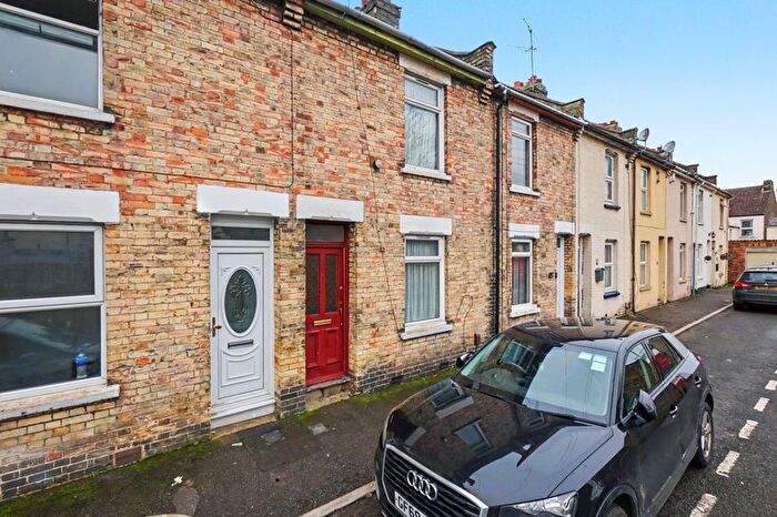 3 Bedroom Property To Rent In Glanville Road, Gillingham, ME7