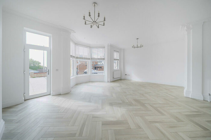3 Bedroom Apartment To Rent In Greenhill, Weymouth, DT4