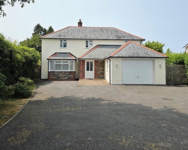 3 Bedroom Detached House For Sale In Snowdrop Crescent, Launceston, PL15