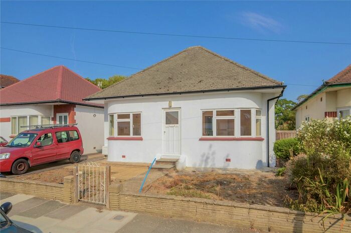 2 Bedroom Detached House To Rent In Gladstone Avenue, Twickenham, TW2