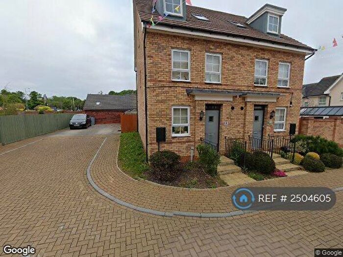 4 Bedroom Semi-Detached House To Rent In Aurelia Close, Milton Keynes, MK11