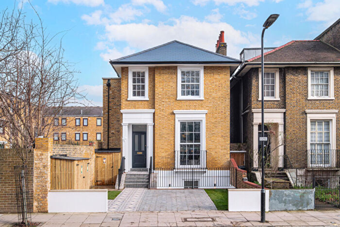 4 Bedroom Detached House For Sale In Dalston Villa, London, E8