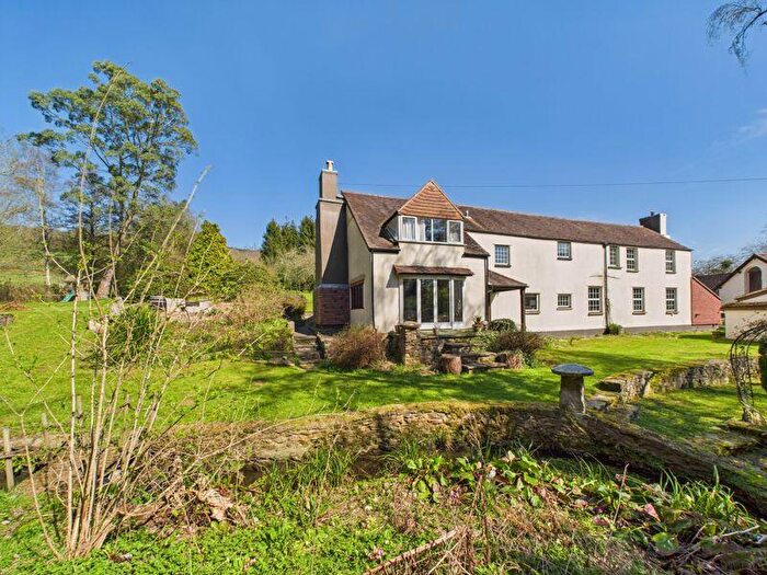 6 Bedroom Detached House For Sale In The Rock, Longhope, GL17