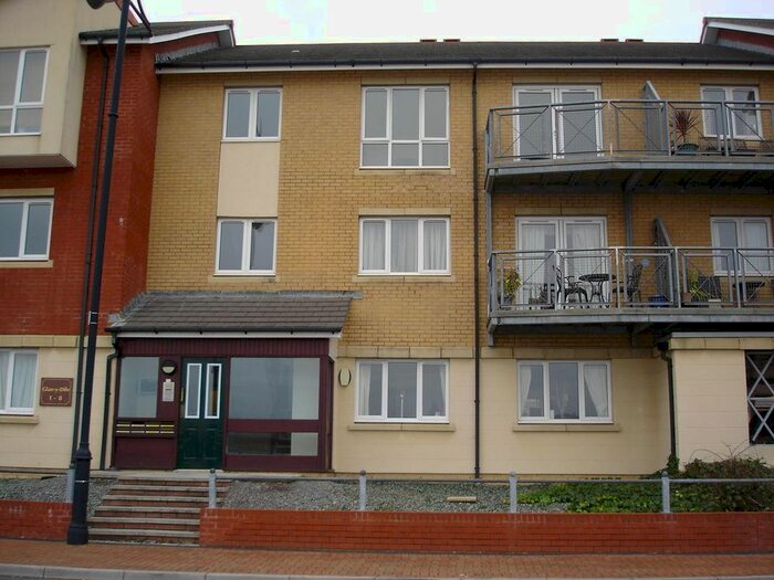 1 Bedroom Flat To Rent In Y Rhodfa, Barry, CF63