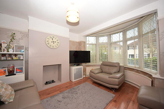 3 Bedroom Semi Detached House To Rent In Hanover Gardens, Barkingside, IG6
