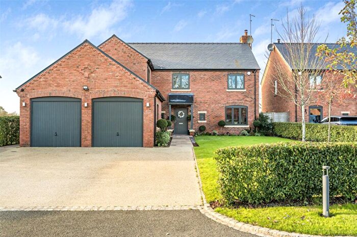 5 Bedroom Detached House To Rent In Heys Green Drive, Henbury, Macclesfield, Cheshire, SK11