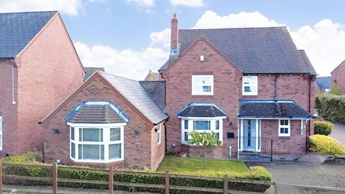 5 Bedroom Detached House For Sale In Cukow Close, Mawsley, Northamptonshire, NN14