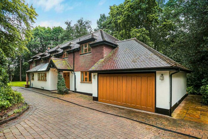 5 Bedroom Detached House To Rent In West Riding, Tewin, Welwyn, AL6