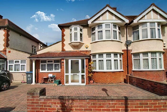 4 Bedroom Semi-Detached House To Rent In Fairmead, Surbiton, KT5