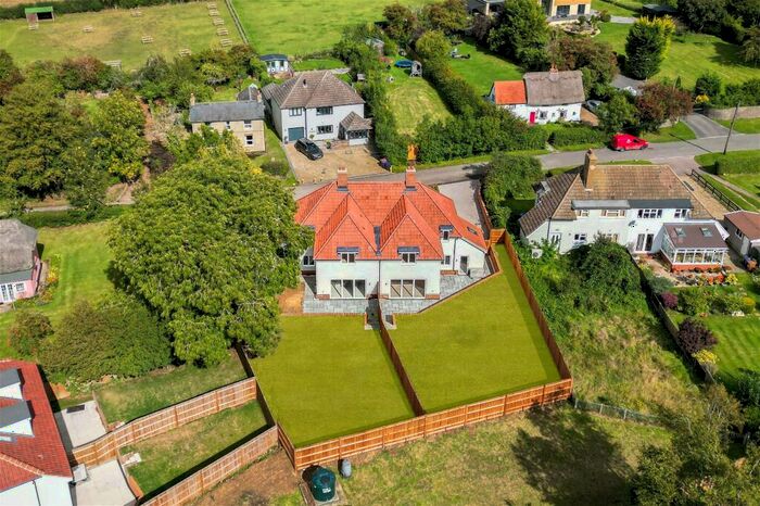 4 Bedroom Semi-Detached House For Sale In Payne End, Sandon, Buntingford, SG9