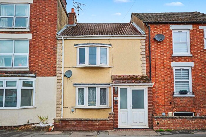 3 Bedroom Terraced House For Sale In Wellingborough Road, Earls Barton, Northampton, NN6