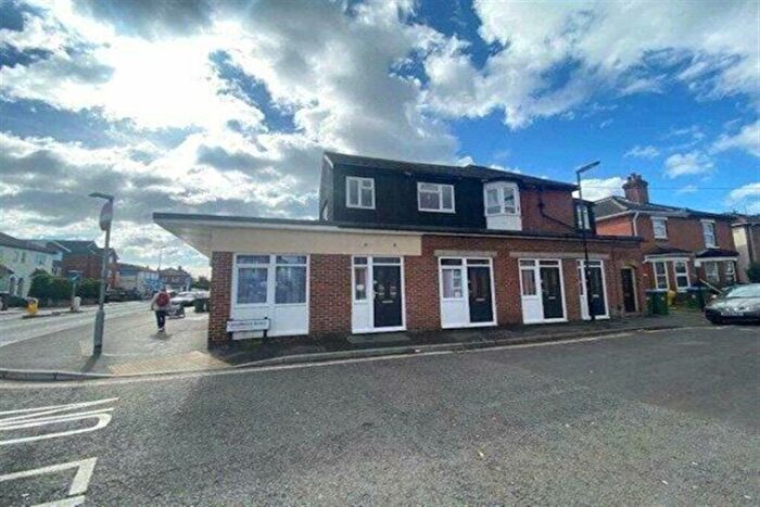 1 Bedroom Flat To Rent In Shirley Road, SO15