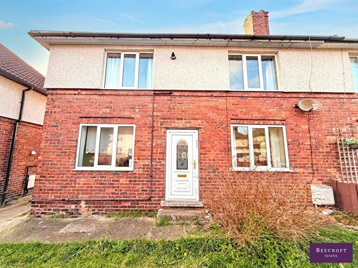 3 Bedroom Semi-Detached House For Sale In Deightonby Street, Thurnscoe, Rotherham, S63