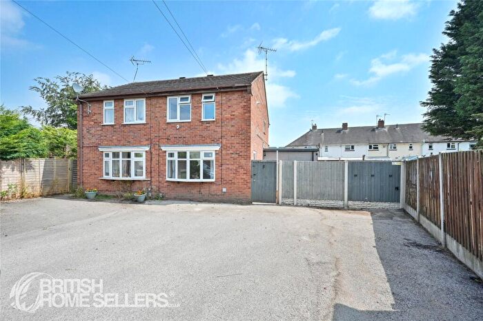 2 Bedroom Semi-Detached House For Sale In Hinton Close, Stafford, Staffordshire, ST17