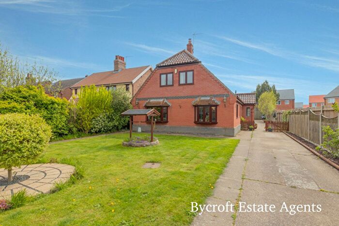 6 Bedroom Detached House For Sale In Mill Lane, Acle, NR13