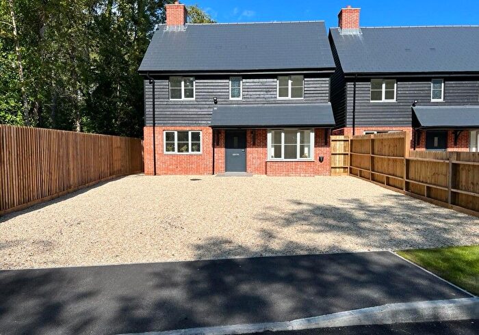 4 Bedroom Detached House For Sale In Cracknore Hard Lane, Southampton, SO40
