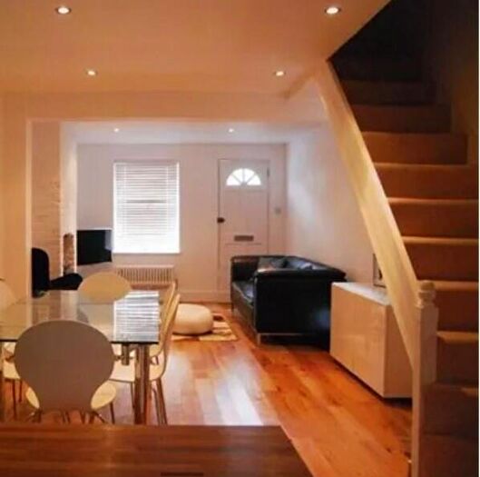 2 Bedroom Semi-Detached House For Sale In Cromwell Road, Warley, Brentwood, Essex, CM14