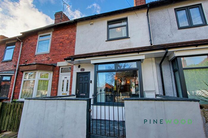2 Bedroom Terraced House For Sale In Skinner Street, Worksop, Nottinghamshire, S80