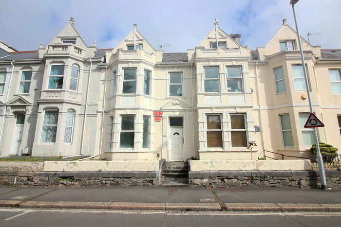 2 Bedroom Flat To Rent In Beaumont Road, St. Judes, Plymouth, PL4