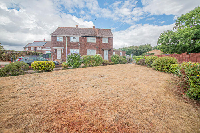 3 Bedroom Semi Detached House For Sale In Underwood Road, Bishopstoke, Eastleigh, SO50