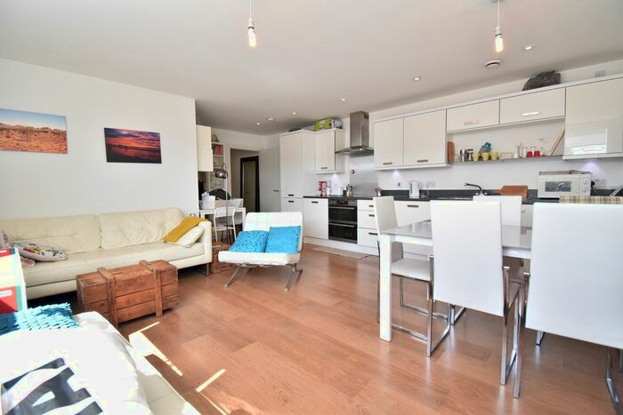 2 Bedroom Flat To Rent In Chamberlayne Road, London, NW10