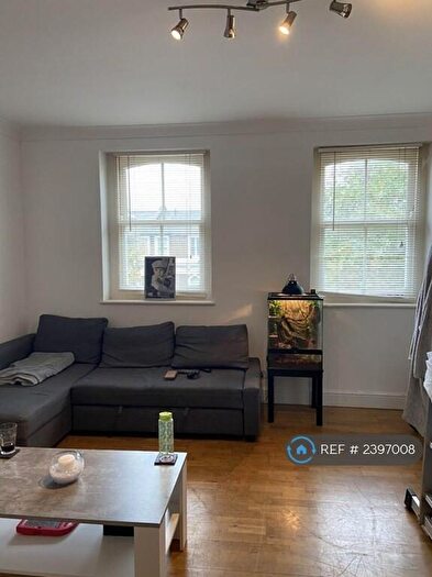 2 Bedroom Maisonette To Rent In Trafalgar Avenue, London, SE15