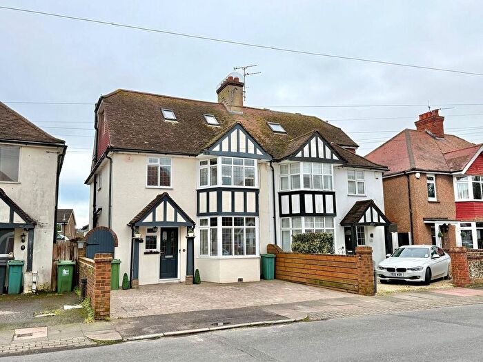 4 Bedroom Semi-Detached House For Sale In Hunloke Avenue, Roselands, Eastbourne, East Sussex, BN22