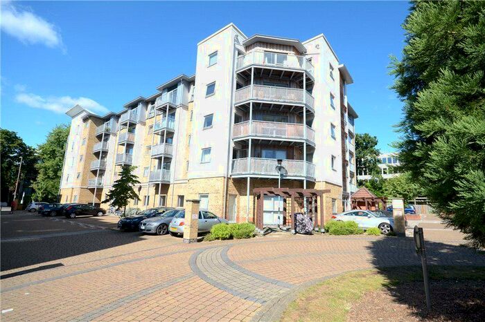 2 Bedroom Apartment To Rent In Coombe Way, Farnborough, GU14